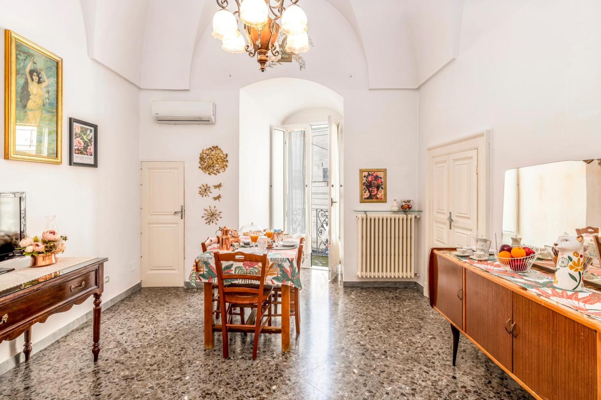 Nonna Nella Casa In Centro Apartment Остуни Екстериор снимка